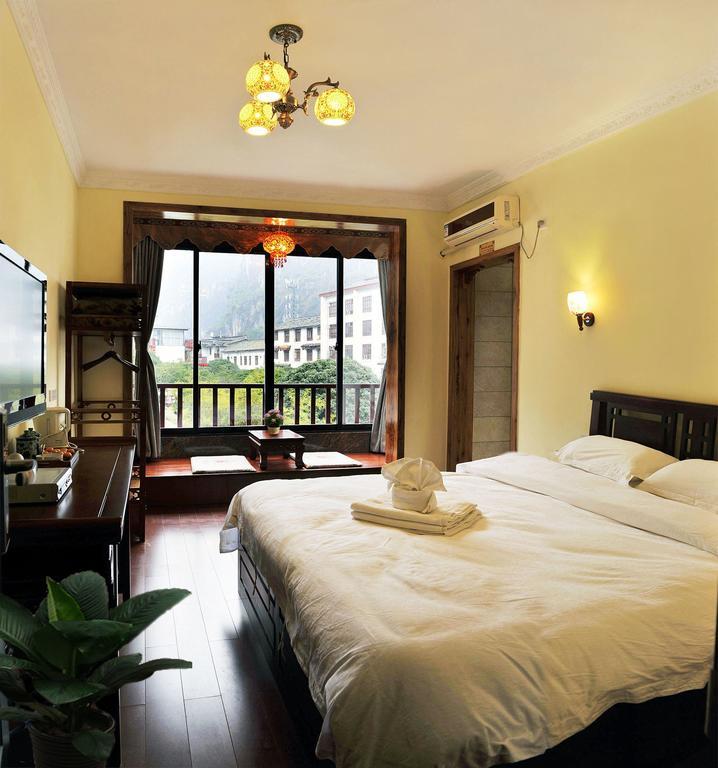 Yangshuo River View Hotel Стая снимка